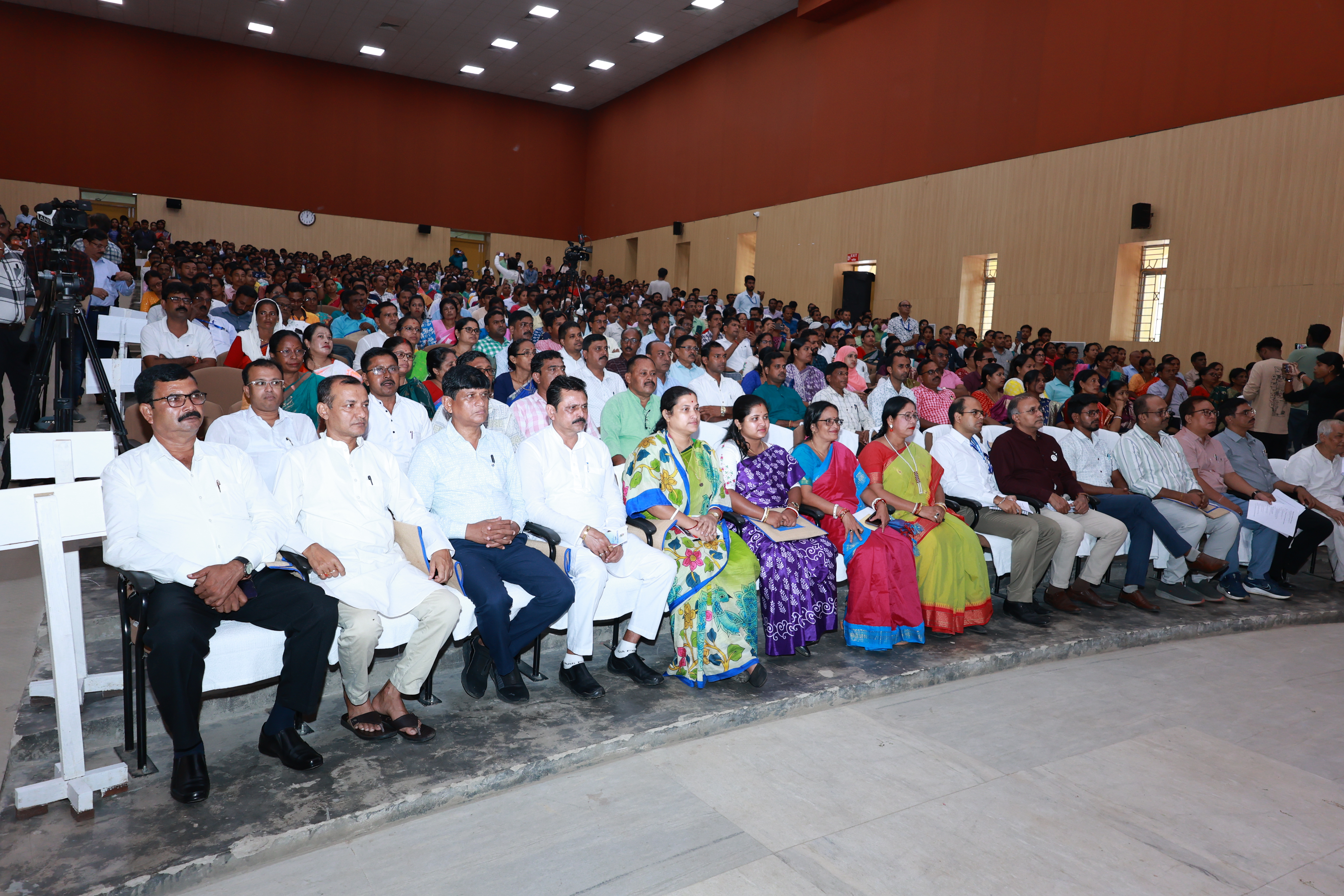 A wide view of the auditorium filled with Panchayat participants from across Tripura